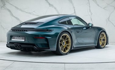Porsche 911 GT3 TOURING (992.2) 5