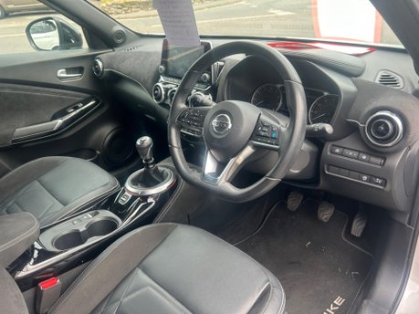 Nissan Juke 1.0 DIG-T Tekna+ Euro 6 (s/s) 5dr 14
