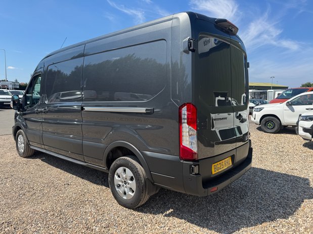 Ford Transit AUTO LWB L3H2 Medium Roof Limited 350 Air Con Alloys Cam EURO 6 NO VAT 10