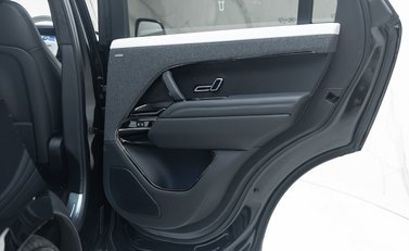 Land Rover Range Rover Sport P400 AUTOBIOGRAPHY 23