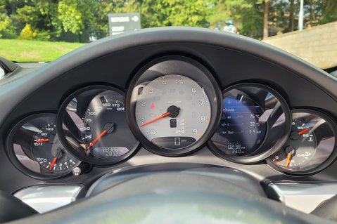 Porsche 911 CARRERA S PDK 34