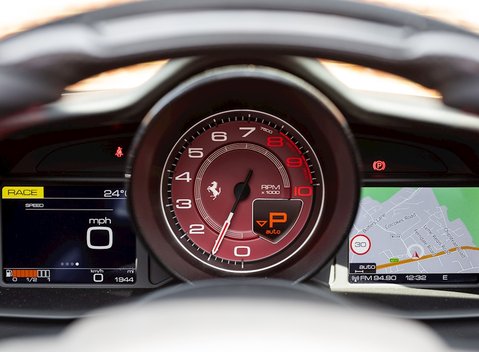 Ferrari 488 Spider 19