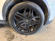Land Rover Range Rover Evoque 2.0 TD4 HSE Dynamic Auto 4WD Euro 6 (s/s) 2dr 28