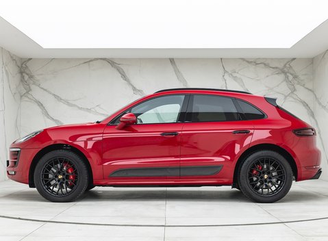 Porsche Macan GTS 2