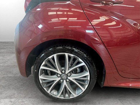 Toyota Yaris 1.5 VVT-h Excel Hatchback 5dr Petrol Hybrid E-CVT Euro 6 (s/s) (116 ps) 10