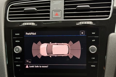 Volkswagen Golf GT TDI BMT  DSG - CAMERA -CARPLAY -8 SERVICES - 2 OWNERS -NEW MOT 42