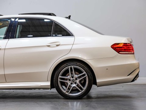 Mercedes-Benz E Class 3.0 E350 V6 BlueTEC AMG Sport Saloon 4dr Diesel G-Tronic+ Euro 6 (s/s) (252 26