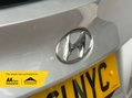 Hyundai ix35 2.0 ix35 Premium 4WD CRDi 134 4WD 5dr 28