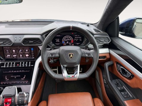 Lamborghini Urus 4.0 Urus V8 Auto 4WD 5dr 12