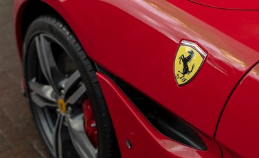 Ferrari Portofino 25