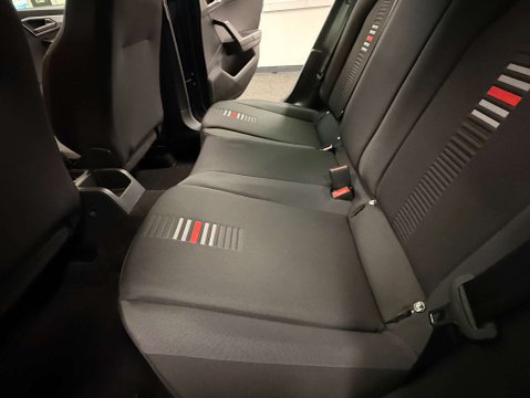 SEAT Arona 1.0 Arona FR EcoTSI Semi-Auto 5dr 45