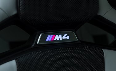 BMW M4 COMPETITION 16