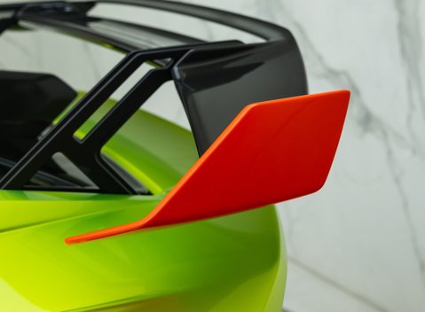 Lamborghini Huracan STO 57