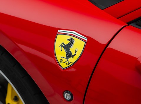 Ferrari F8 Tributo 33