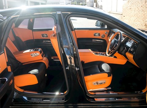 Rolls-Royce Ghost Black Badge 11