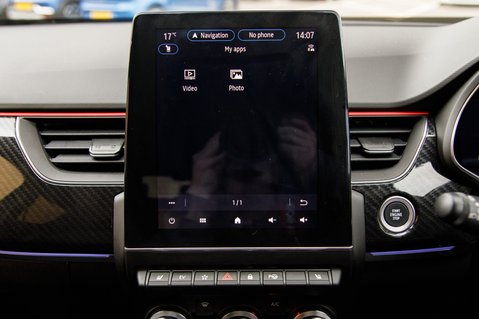 Renault Arkana RS LINE E-TECH 29