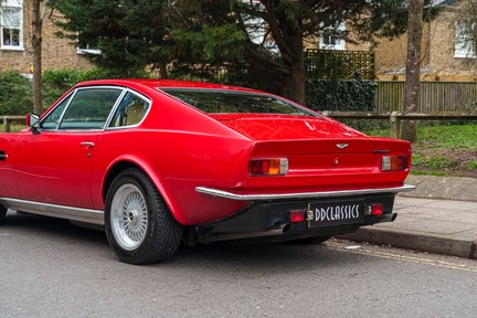 Aston Martin V8 Vantage X-Pack 580X 12