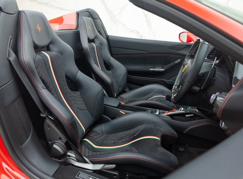 Ferrari 488 SPIDER 17