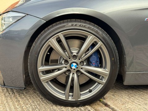 BMW 3 Series 3.0 330d M Sport Touring 5dr Diesel Auto Euro 6 (s/s) (258 ps) 37