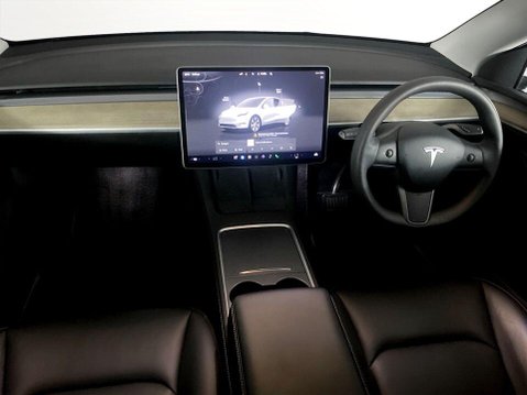 Tesla Model Y (Dual Motor) Long Range SUV 5dr Electric Auto 4WDE (384 bhp) Pan Roof - Sat 17