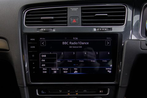 Volkswagen Golf E-GOLF 25