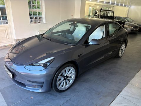 Tesla Model 3 Auto RWD 4dr 5