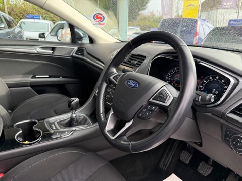 Ford Mondeo 1.6 TDCi ECOnetic Titanium Euro 5 (s/s) 5dr 19