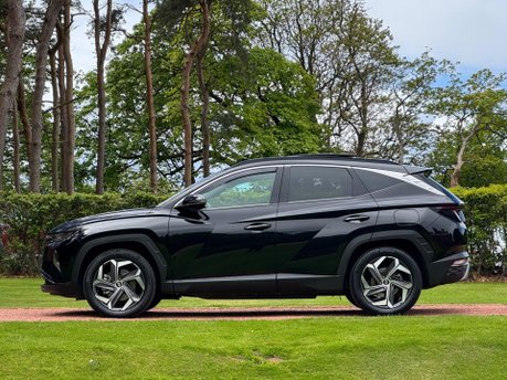 Hyundai TUCSON T-GDI ULTIMATE 8