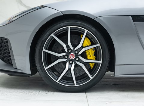 Jaguar F-Type SVR Convertible 38