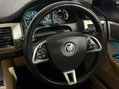 Jaguar XF D LUXURY 13