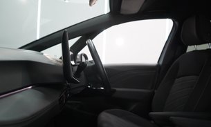 Volkswagen ID.3 PRO S MATCH 77kWh Range 350miles! 5 Seats iQLights Adaptive Cruise Rev Cam 25