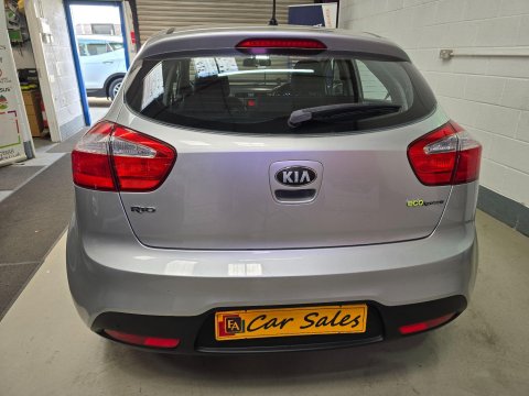 Kia Rio 1.4 2 Euro 5 5dr 8