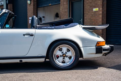 Porsche 911 3.2 Classic Carrera Cabriolet 2dr Petrol Manual (231 bhp) 47