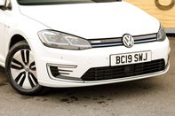 Volkswagen Golf E-GOLF 11