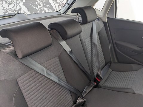 Volkswagen Polo SE DSG 17