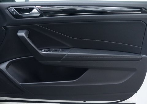 Volkswagen T-Roc 1.5 TSI R-Line Convertible 2dr Petrol Manual 2WD Euro 6 (s/s) (150 ps) 52