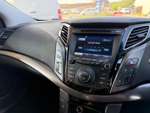 Hyundai i40 1.7 CRDi Blue Drive Style Euro 5 (s/s) 4dr 9