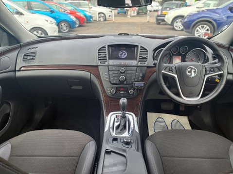Vauxhall Insignia 2.0 CDTi SE Nav Hatchback 5dr Diesel Auto Euro 5 (160 ps) 9