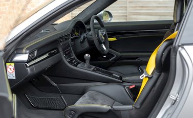 Porsche 911 (991.2) Carrera T 14