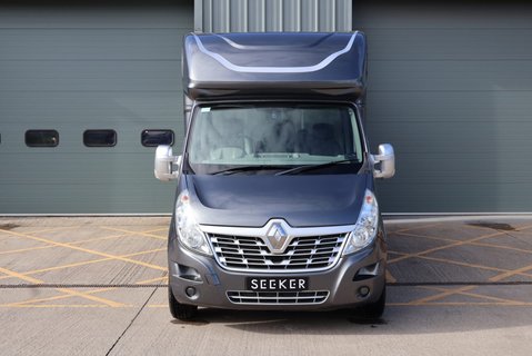 Renault Master 3.5 ton Coach Built Freddie Gover Horsebox with uprated suspension alloys  10
