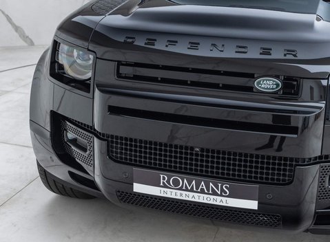Land Rover Defender 110 D300 X 23