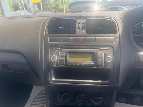 Volkswagen Polo 1.2 S Euro 5 5dr 21