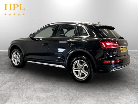 Audi Q5 2.0 TDI 40 Sport SUV 5dr Diesel S Tronic quattro Euro 6 (s/s) (204 ps) Air 5