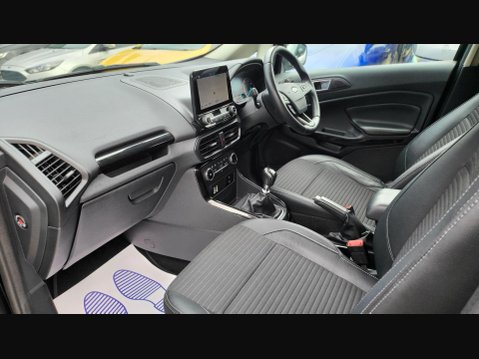 Ford Ecosport TITANIUM 26