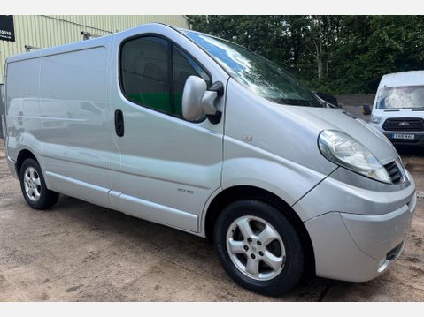 Renault Trafic 2.0 dCi SL27 Sport Panel Van 3dr Diesel Manual L1 H1 (198 g/km, 115 bhp) 1