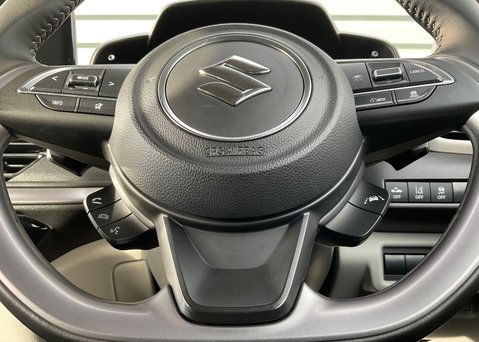 Suzuki Swift 1.2 Mild Hybrid Ultra AUTO 24