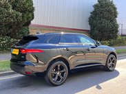 Jaguar F-Pace 2.0 D180 R-Sport Auto AWD Euro 6 (s/s) 5dr 3