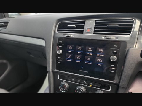 Volkswagen Golf SE NAVIGATION TSI BLUEMOTION TECHNOLOGY 23