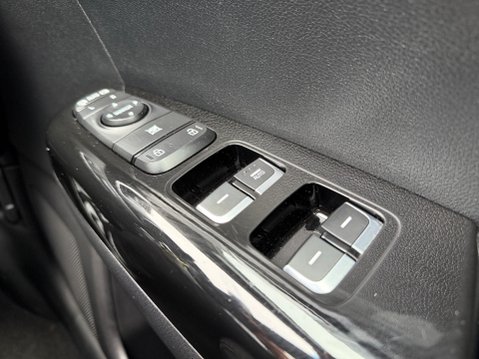 Kia Sportage 2 ISG 17