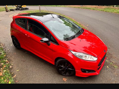 Ford Fiesta ZETEC S RED EDITION 15